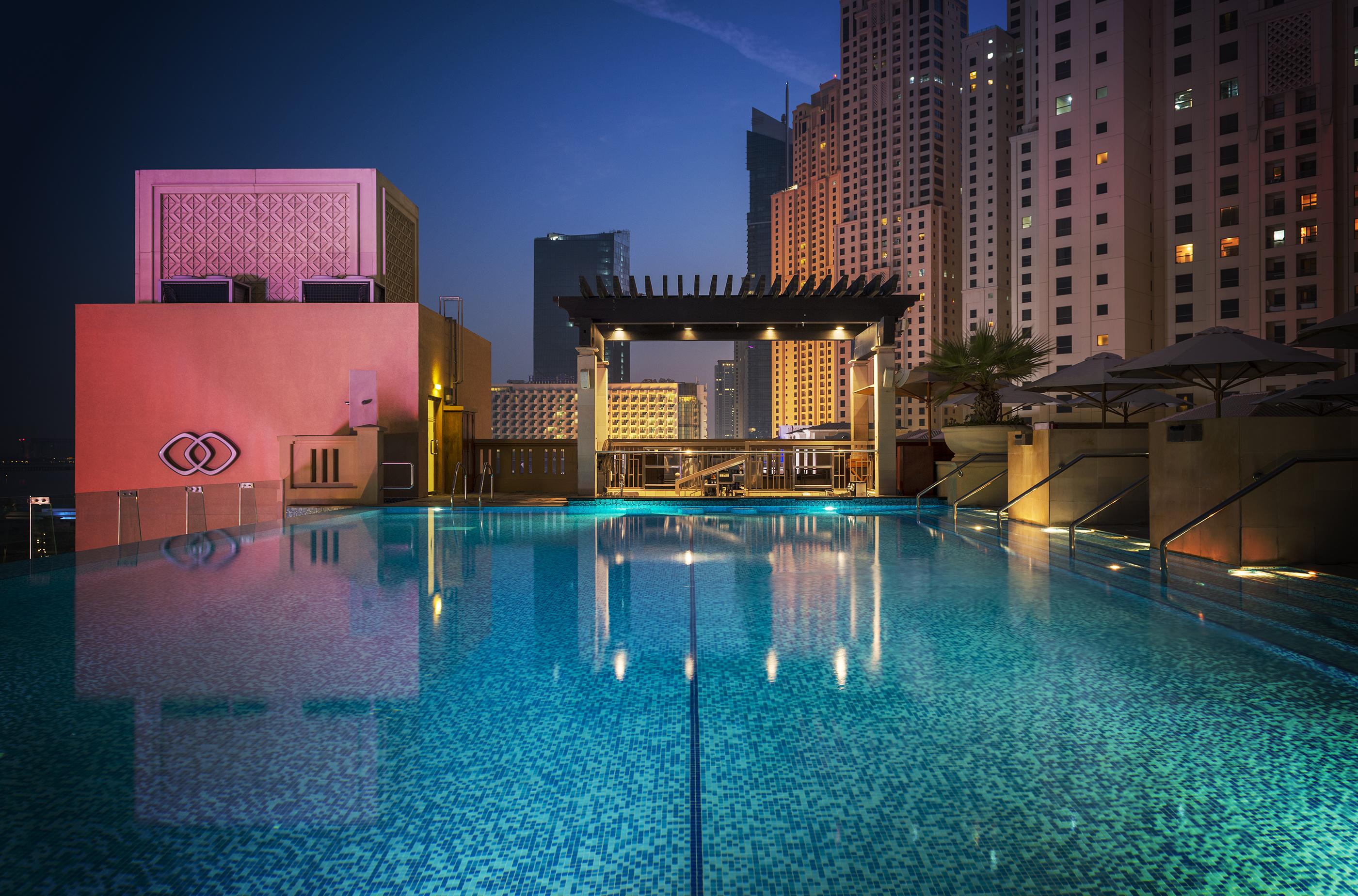 Sofitel Dubai Jumeirah Beach Hotel Exterior photo The pool at Jumeirah Jumeirah